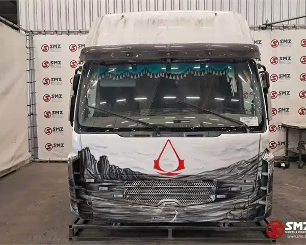 Cab Renault | B180008043