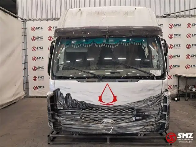 Cab Renault | B180008043